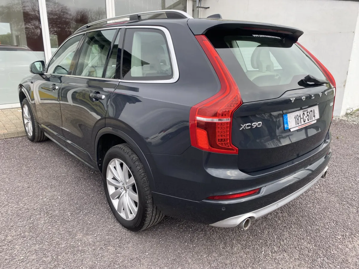 2018 VOLVO XC90 D4 FWD MOMENTUM GT 5DR AUTO - Image 3