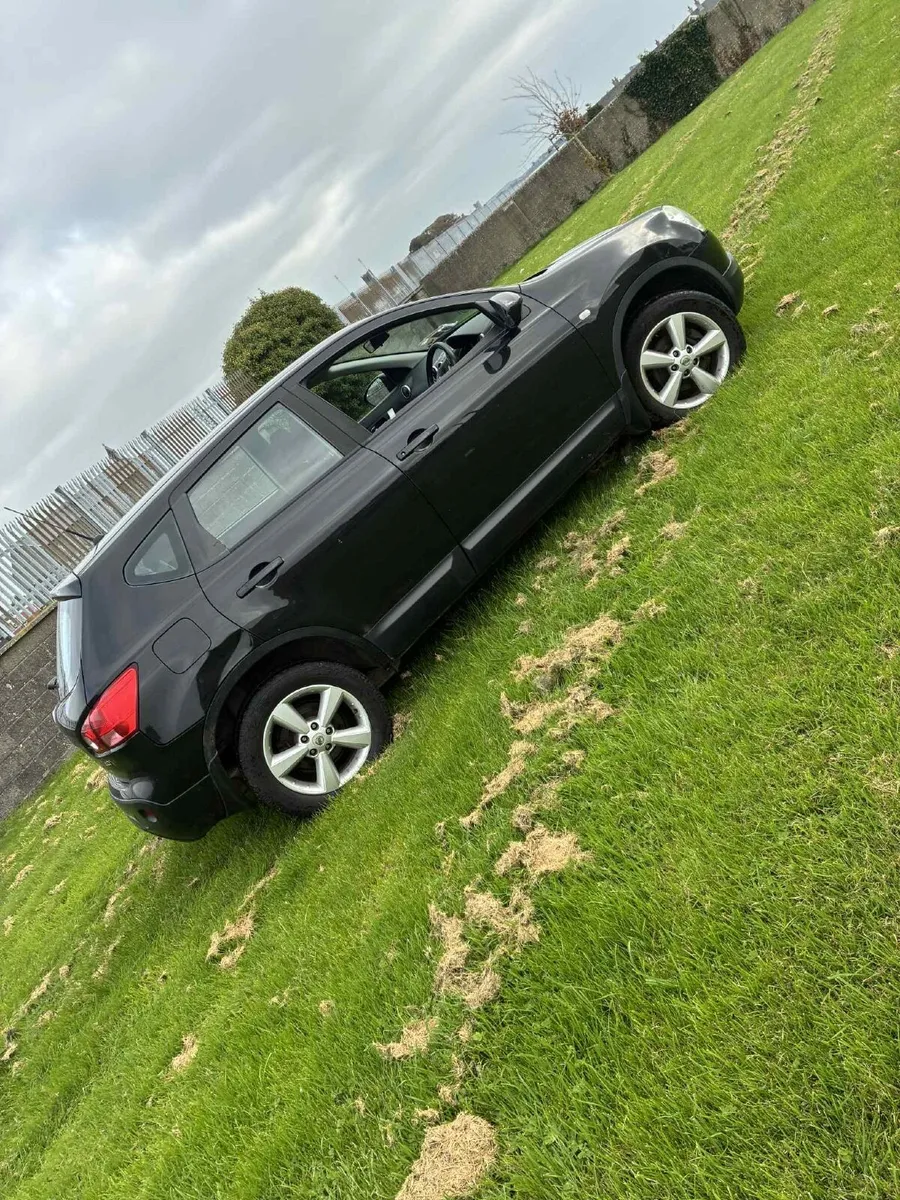 Nissan Qashqai 2010 - Image 4