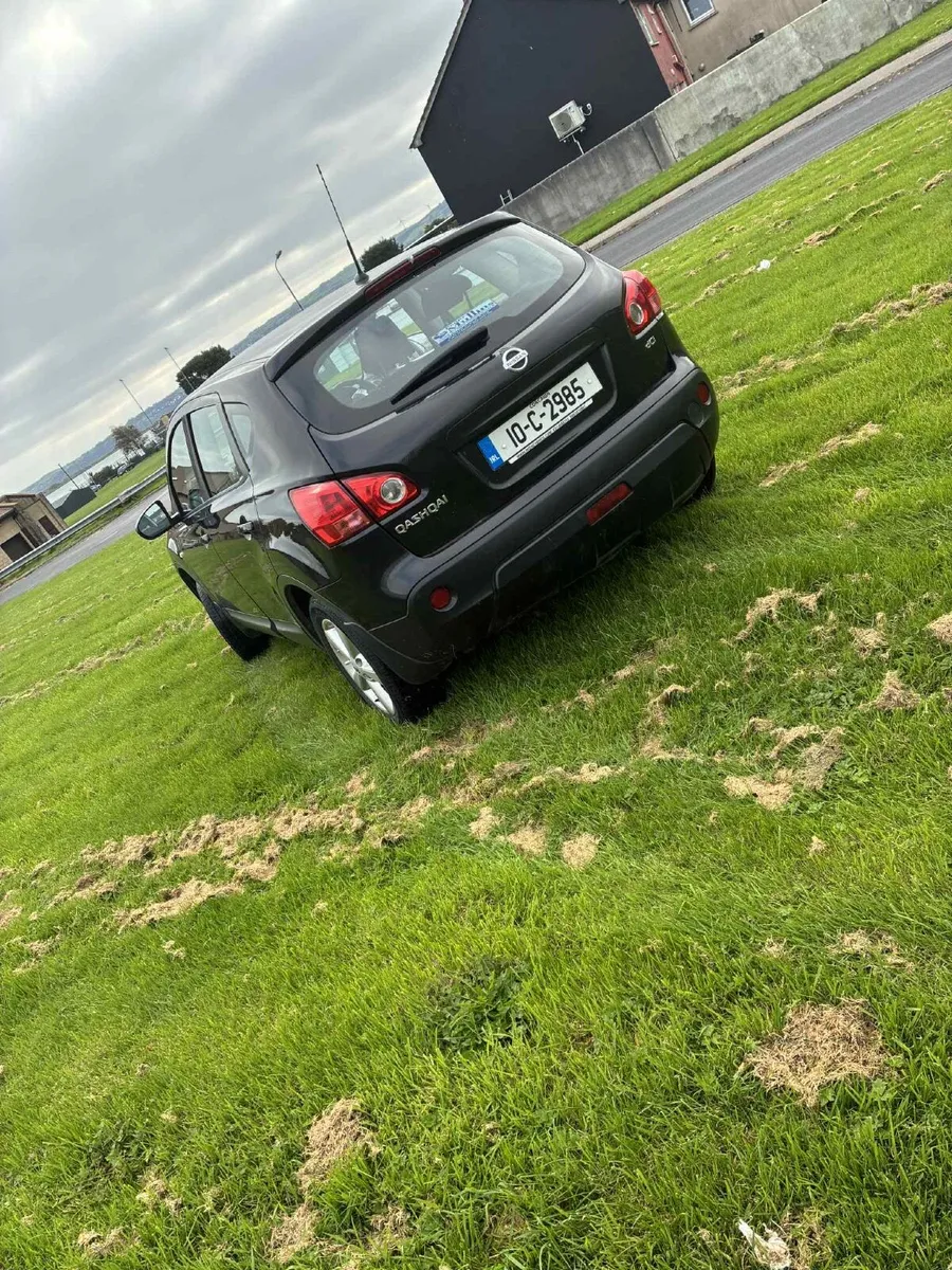 Nissan Qashqai 2010 - Image 2