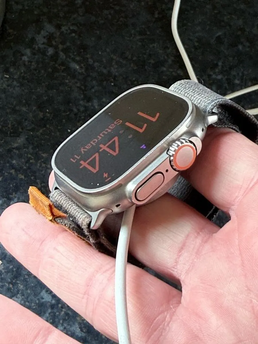 apple watch ultra series 1 - Image 3