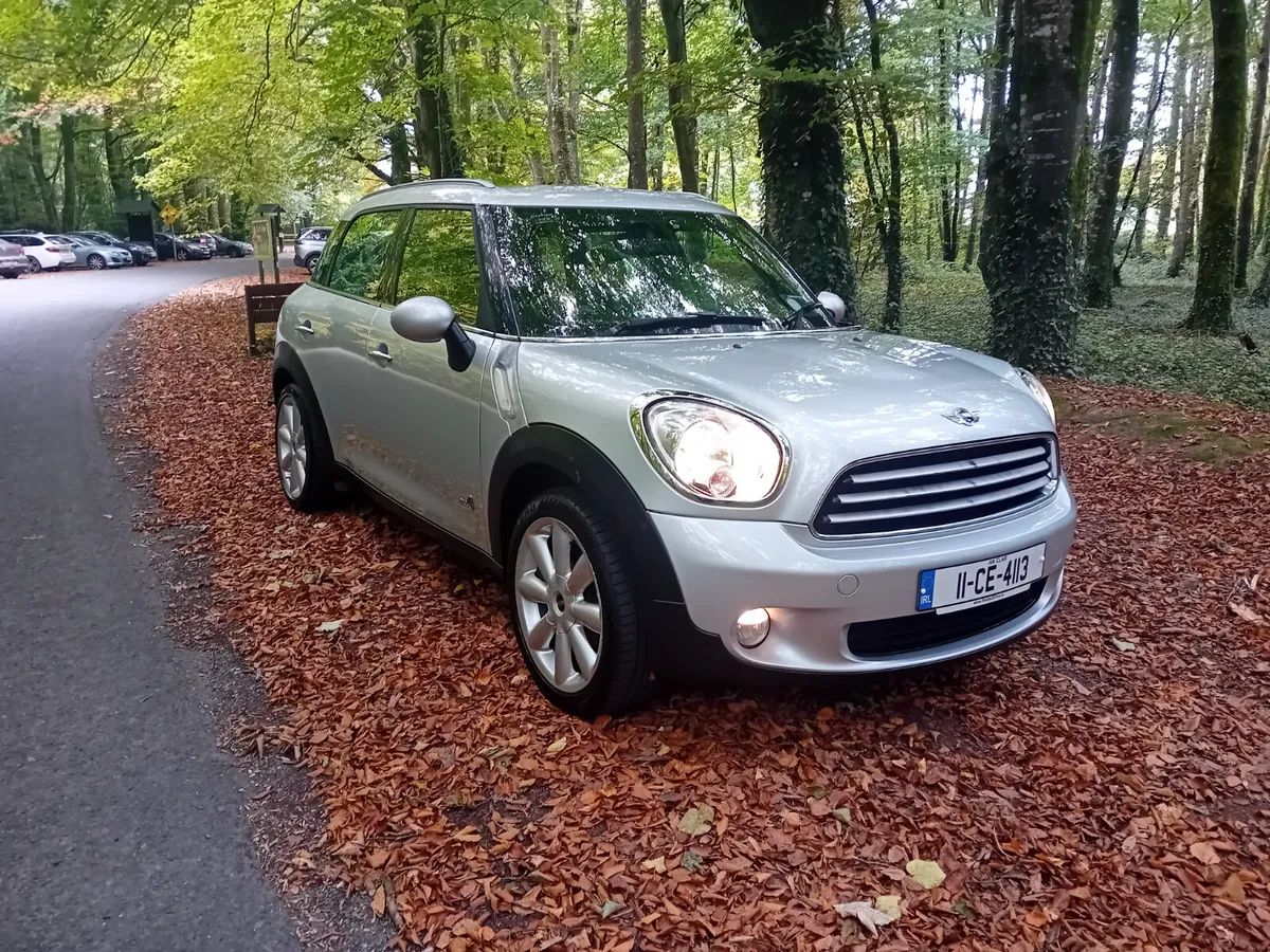 11 MINI COOPER C/MAN  2.0D ALL4 AUTO 114 KLMS - Image 3