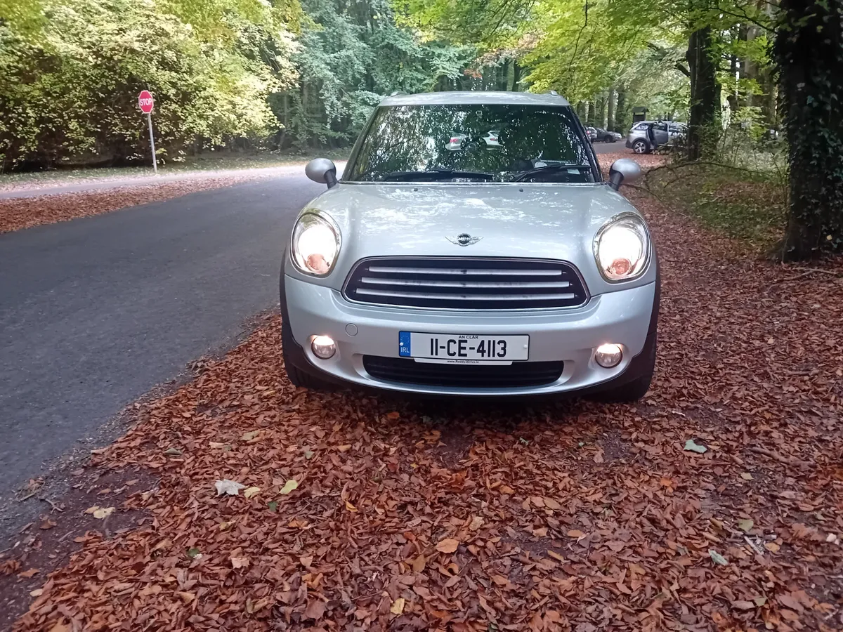 11 MINI COOPER C/MAN  2.0D ALL4 AUTO 114 KLMS - Image 2