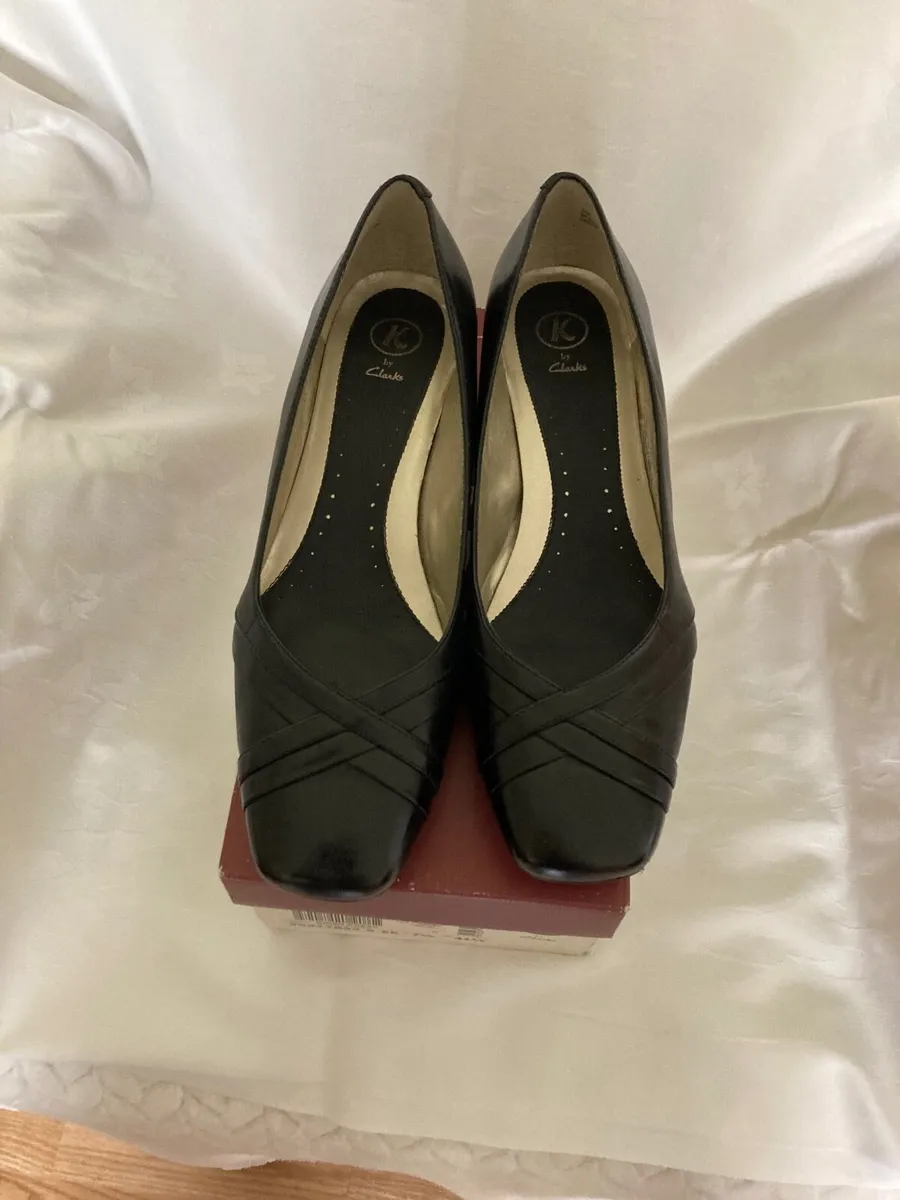 Ladies shoes - Image 2
