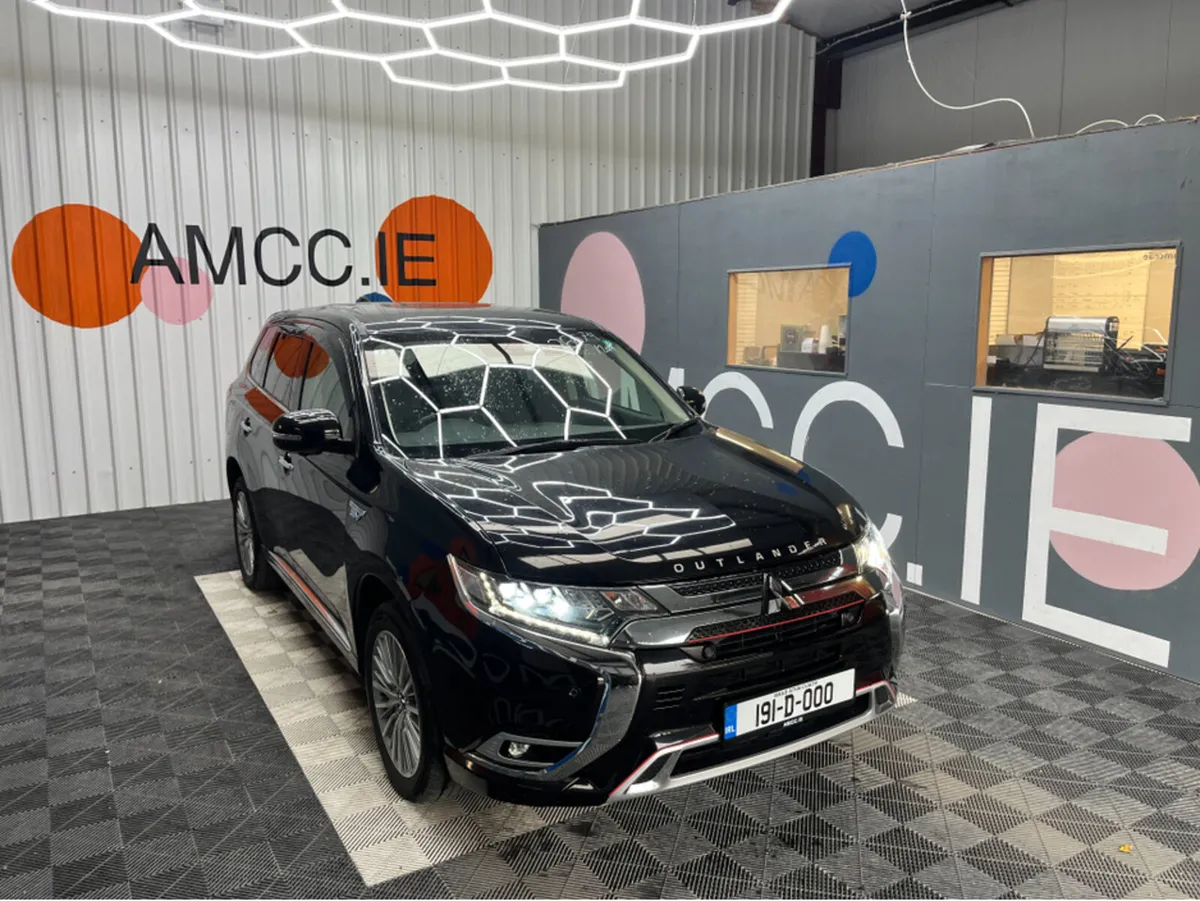 Mitsubishi Outlander €22950! 2019 MITSUBISHI OUTLA - Image 1