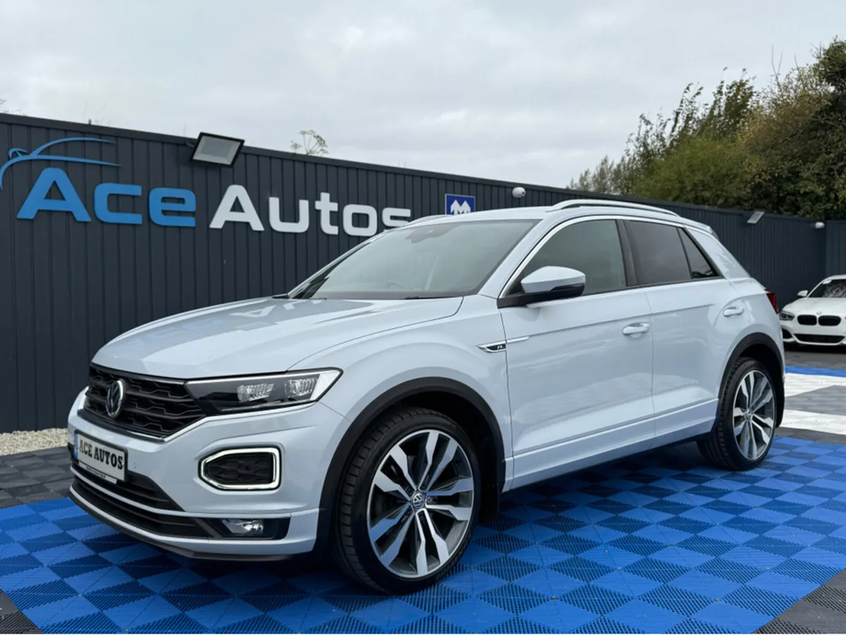 Volkswagen T-Roc R-LINE - 1.6 DIESEL - MANUAL - 12 - Image 3