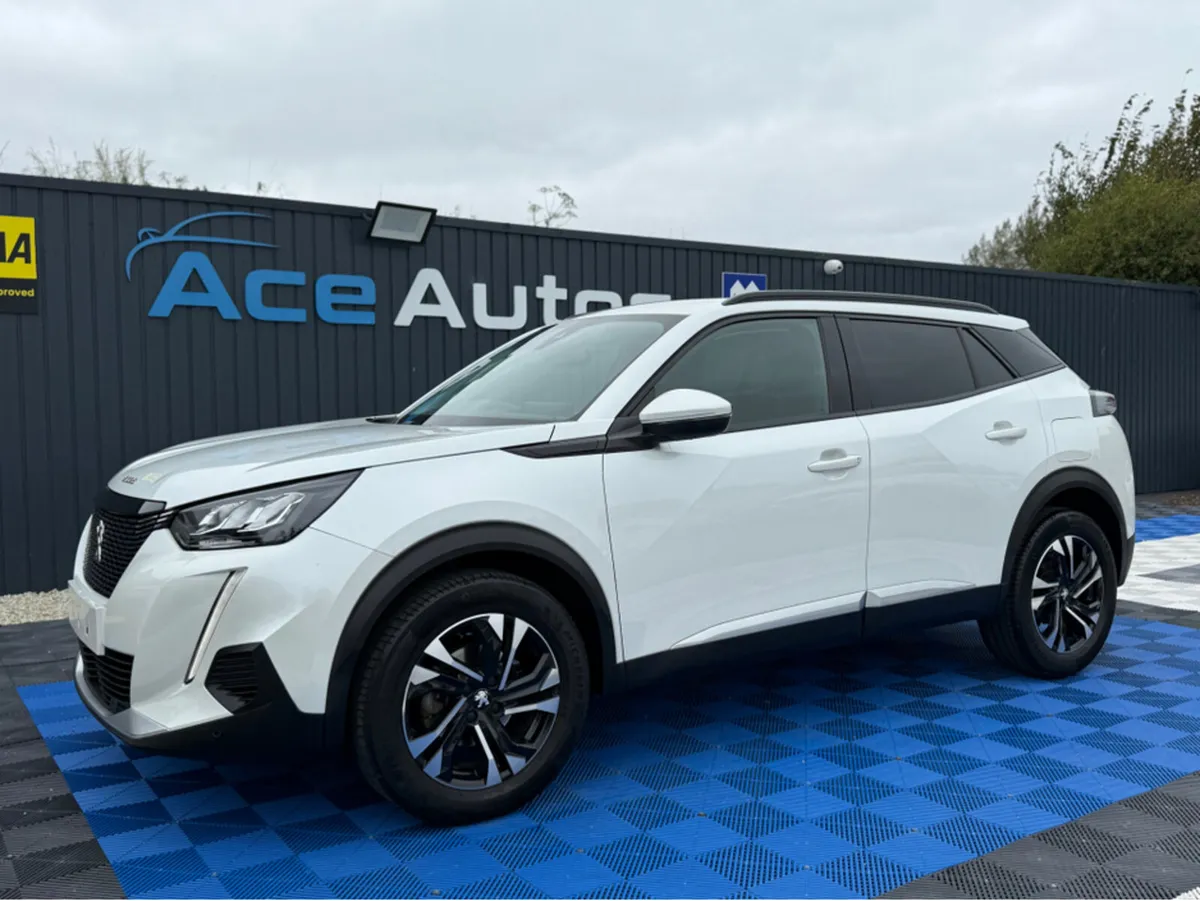 Peugeot 2008 ALLURE - 1.2 PETROL - AUTO - 12M WARR - Image 3