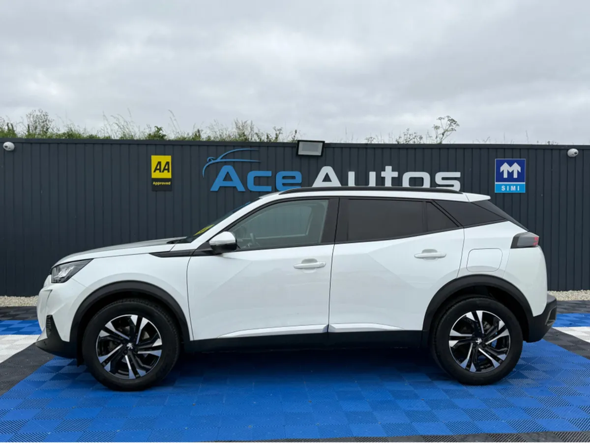 Peugeot 2008 ALLURE - 1.2 PETROL - AUTO - 12M WARR - Image 4
