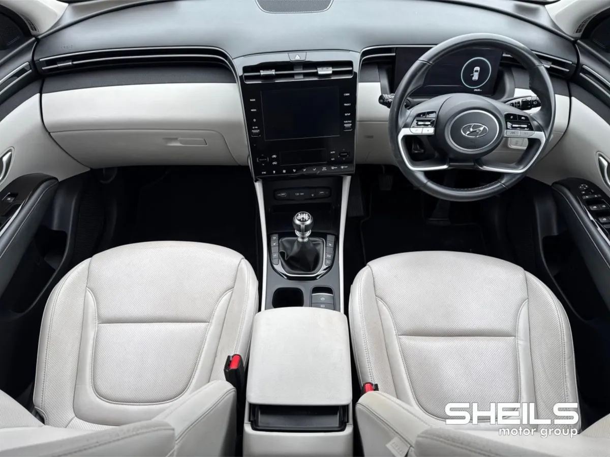 Hyundai Tucson 2WD Executive - Image 3