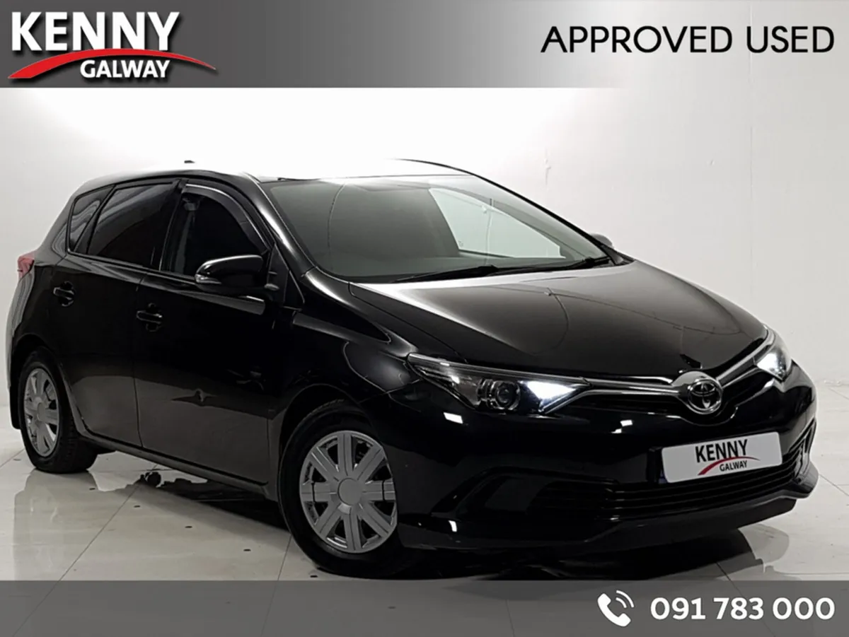 Toyota Auris Van 1.4 D-4D TERRA 4DR - Image 1