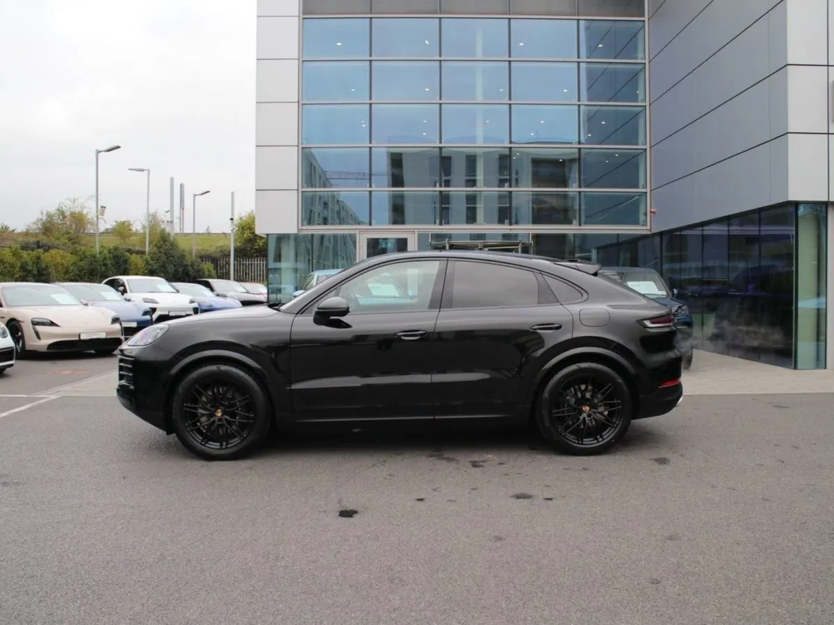 Porsche Cayenne E-hybrid Coupe - Image 3