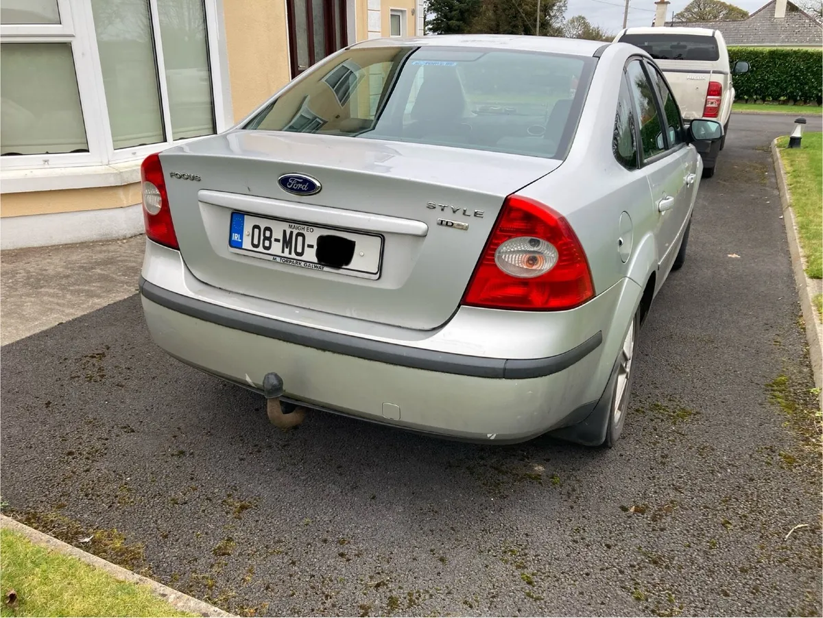 Ford Focus 2008 - Image 2