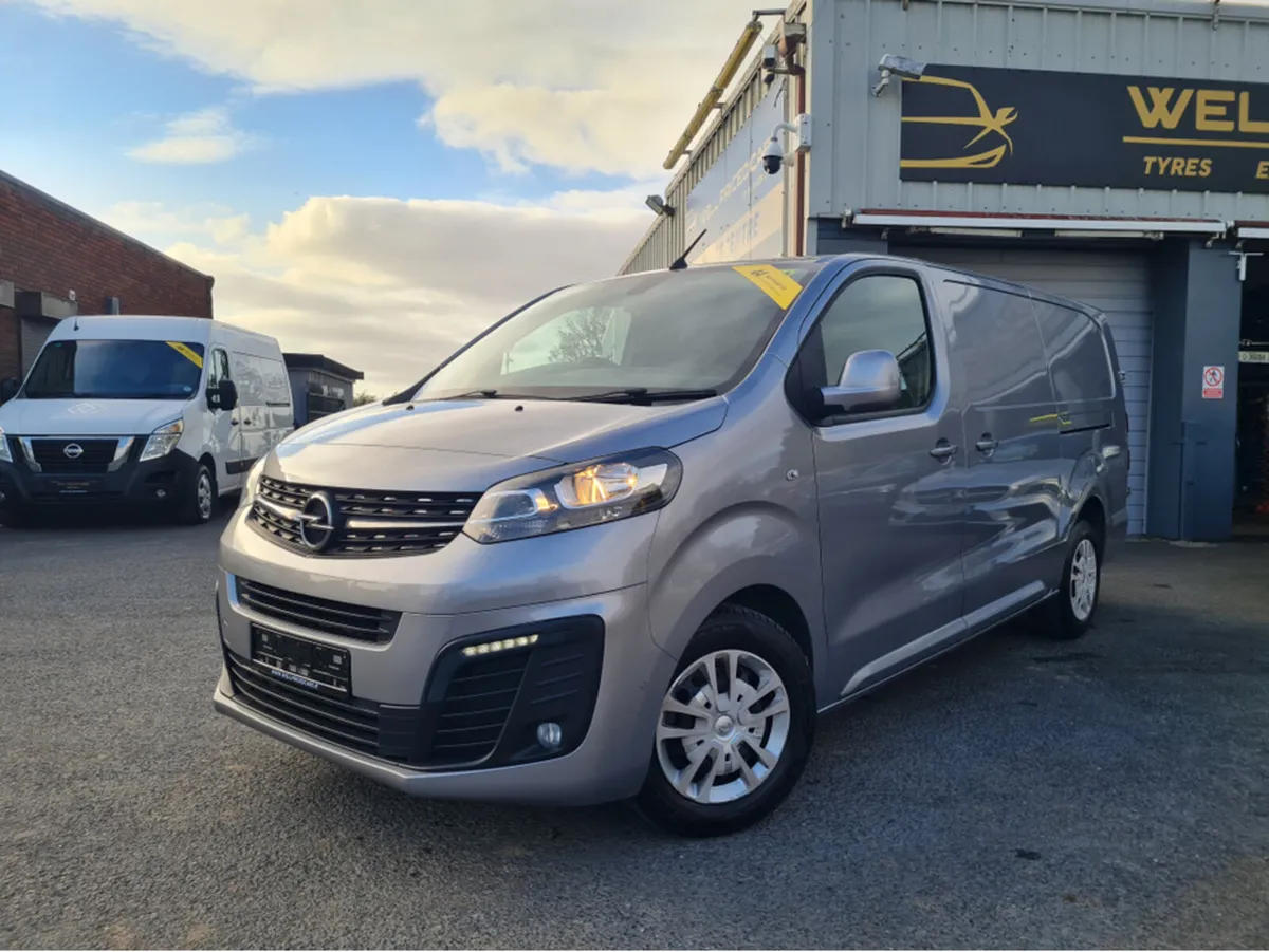 Opel Vivaro PANEL VAN SPORTIVE 3100 3100-L2H1-2 - Image 2