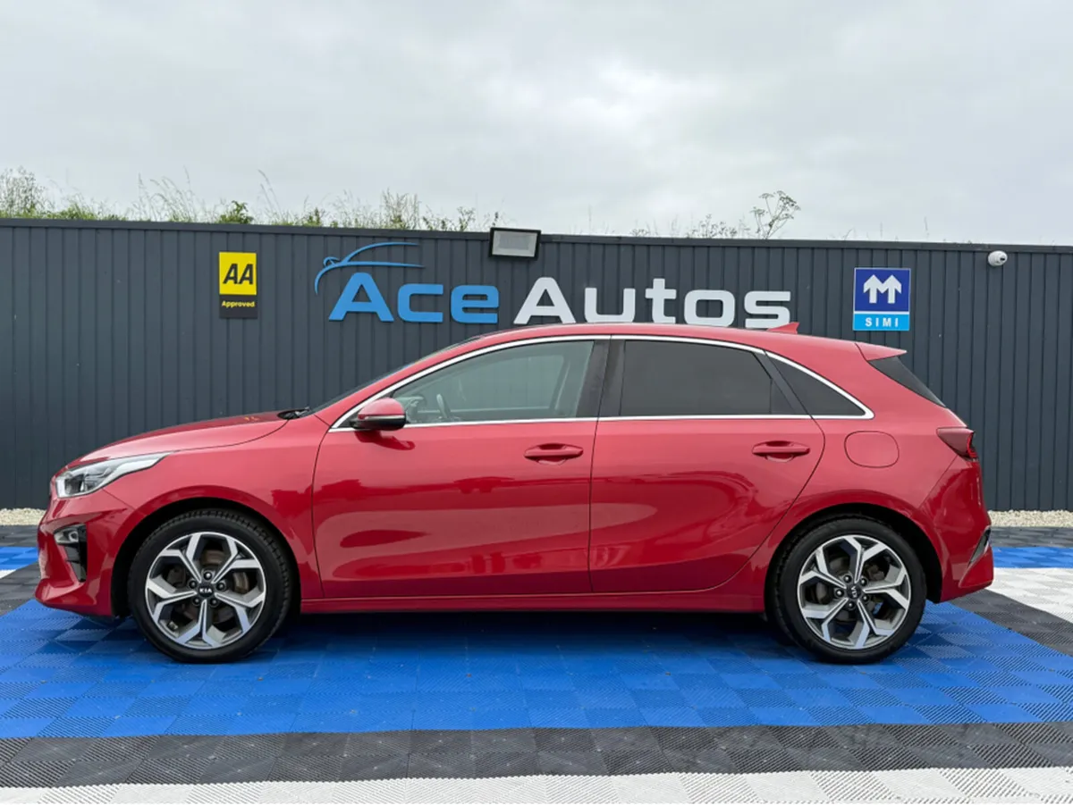 Kia Ceed 3 CRDI - 1.6 DIESEL - MANUAL - 12M WARRAN - Image 4