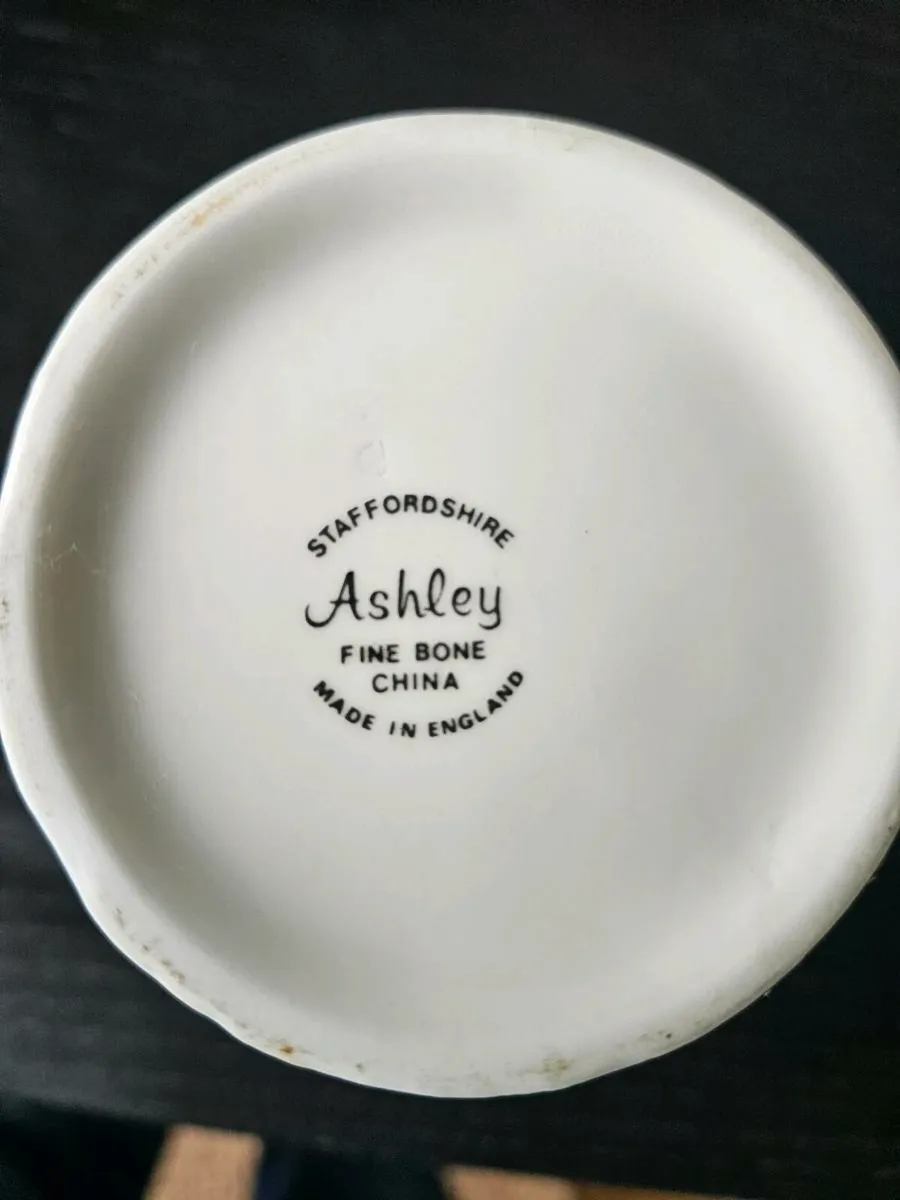 Rare Fine bone China - Image 1