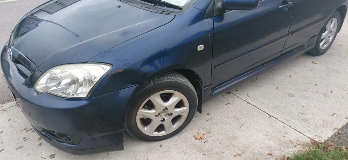06 toyota corolla hatchback - Image 2