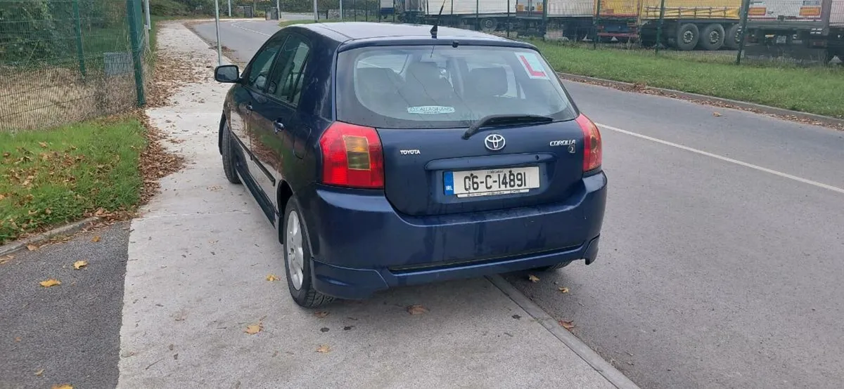 06 toyota corolla hatchback - Image 4
