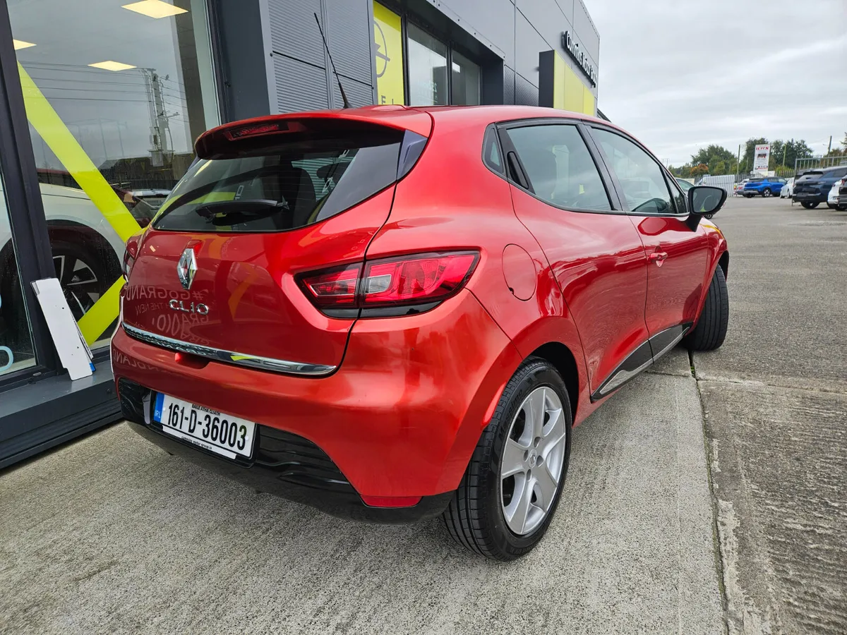 Renault Clio DYNAMIQUE NAV - Image 4