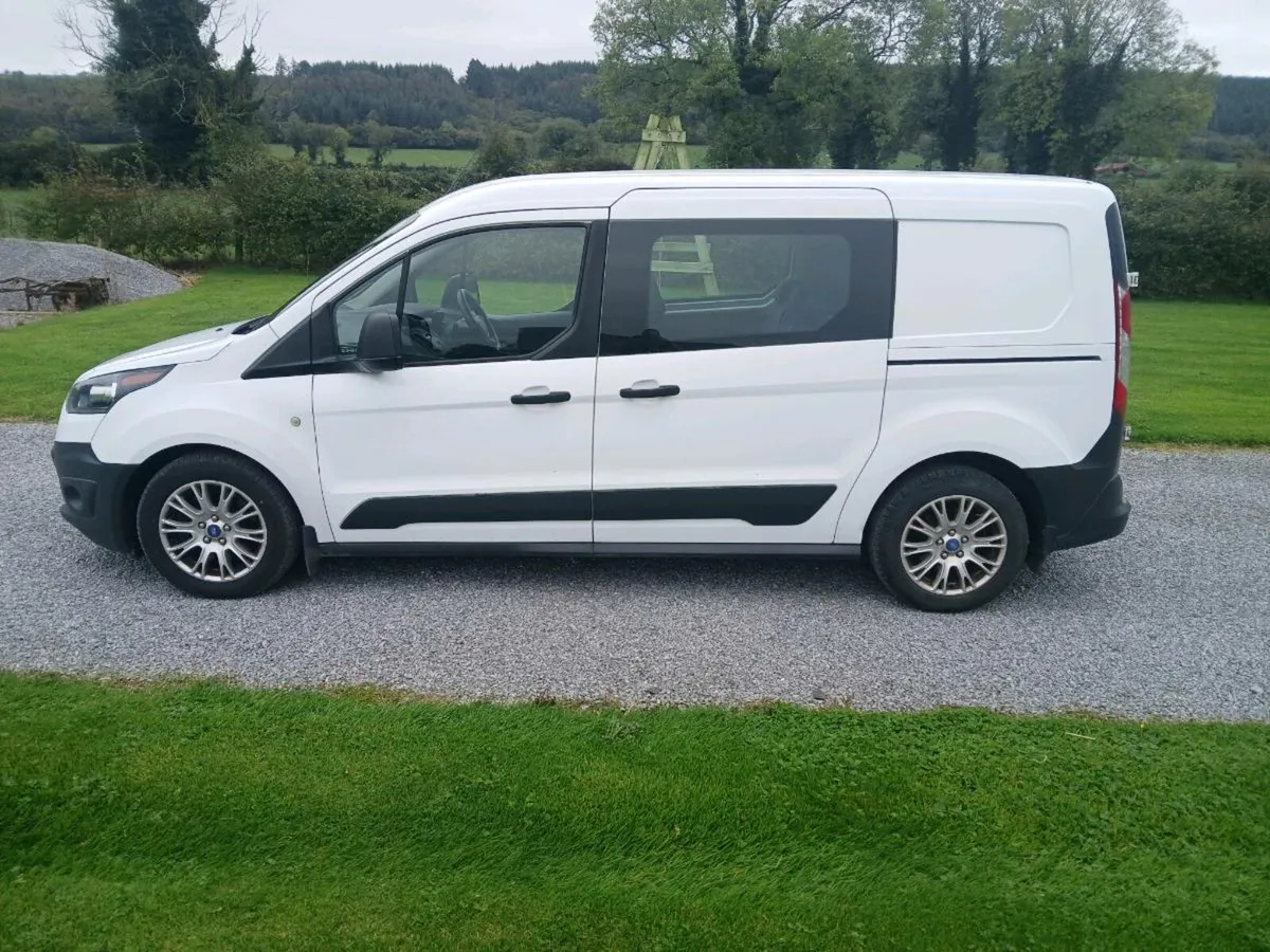 Ford Transit Connect Crew Cab - Image 4