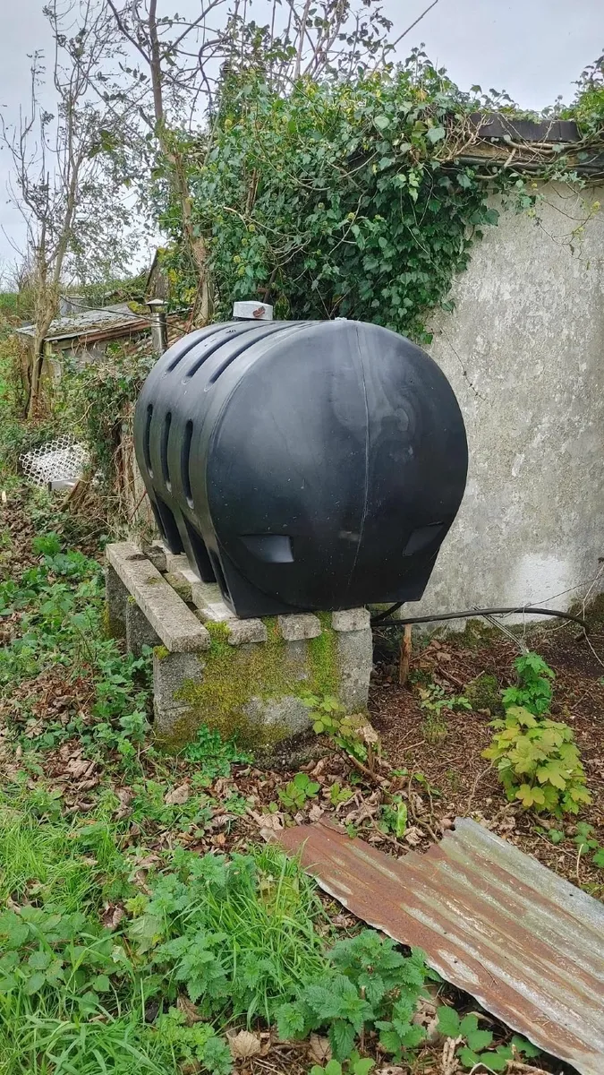 Kerosene fuel Tank like new - Image 3