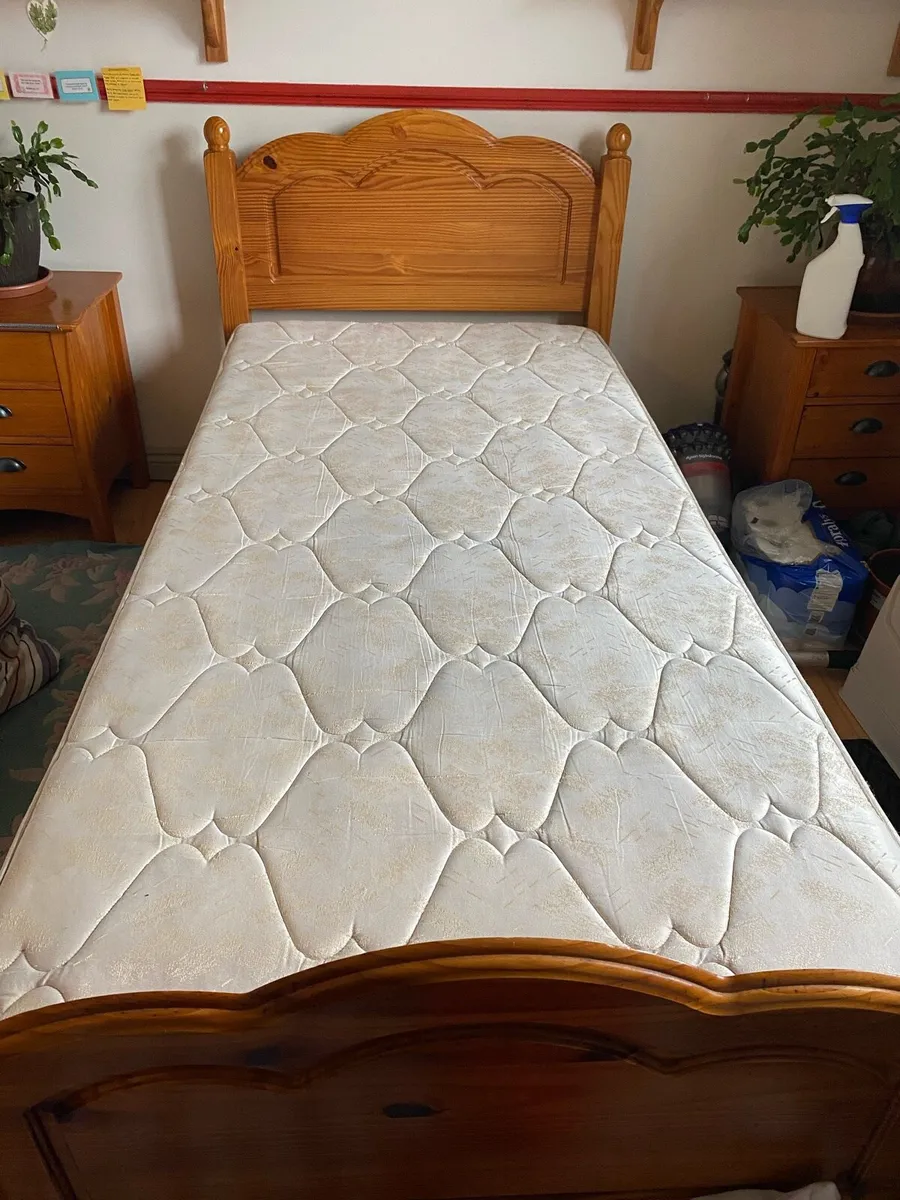 Single Bed/Mattress - Image 1