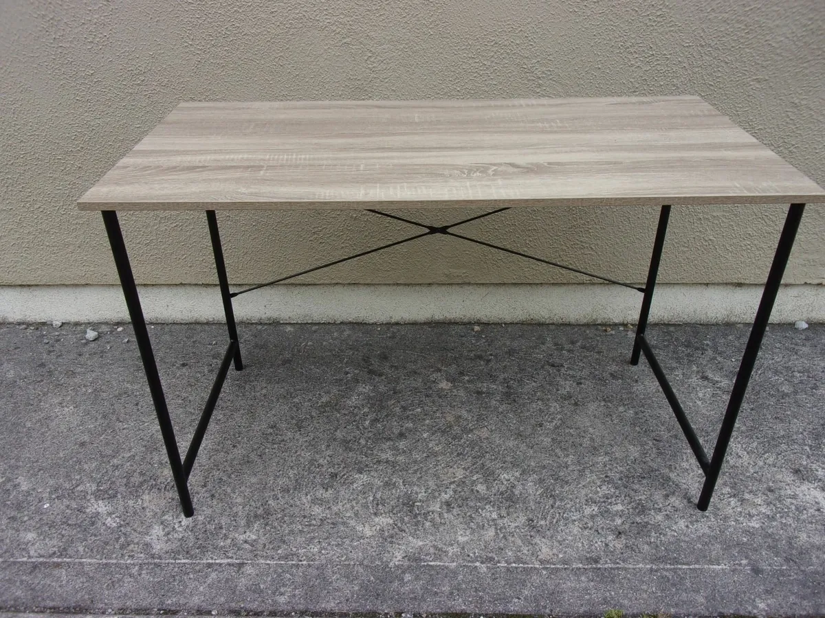 Jysk desk