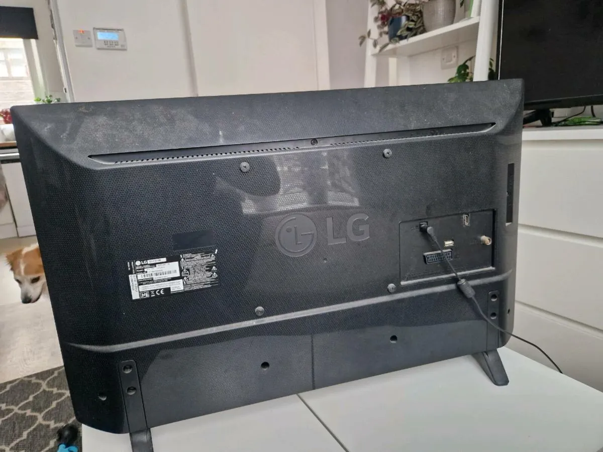 TV LG 32" - Image 2