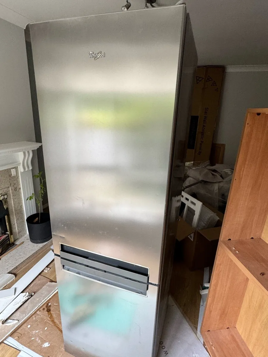 fridge - Image 1