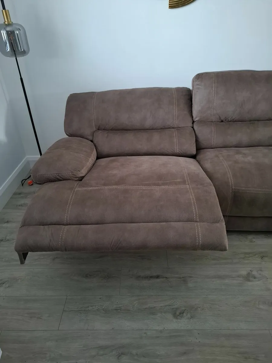Sofa - Image 3