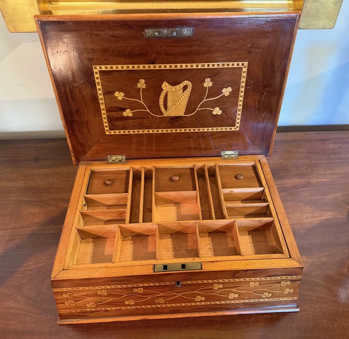 Antique Killarney wood box - Image 2