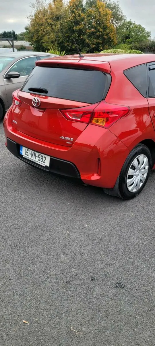 Car - Image 3