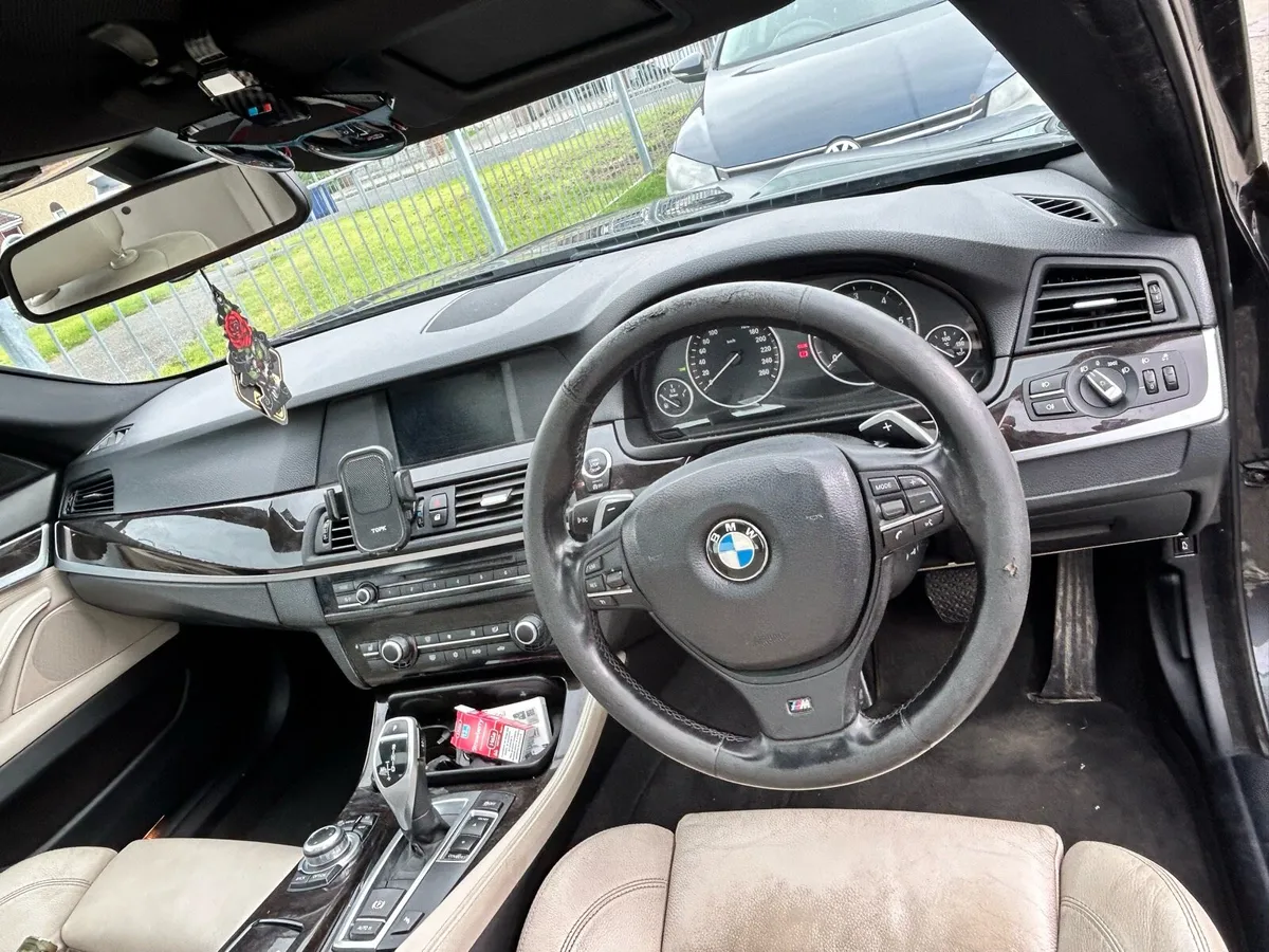 BMW 520D msport +package auto (sunroof) - Image 4