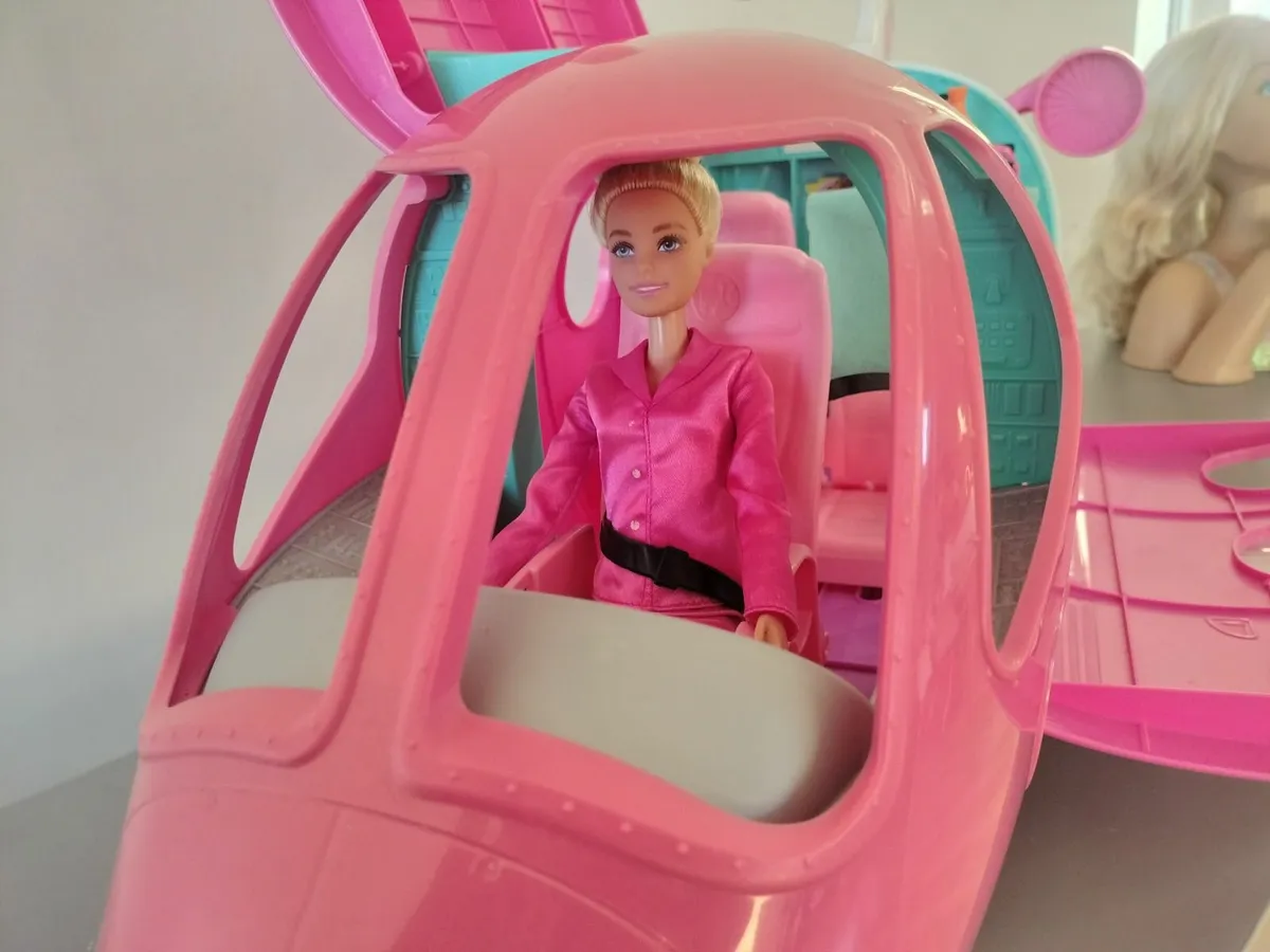Barbie Airplane and Styling Head - Image 2