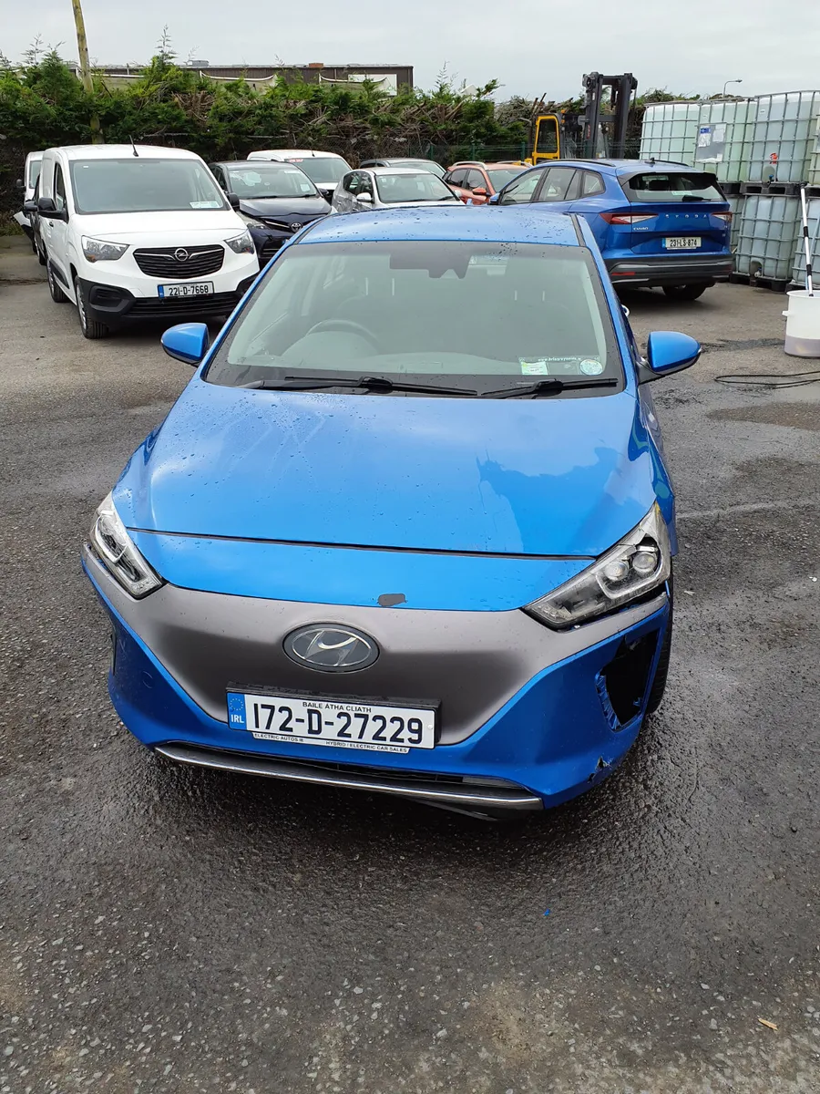 2017 HYUNDAI IONIQ - Image 1