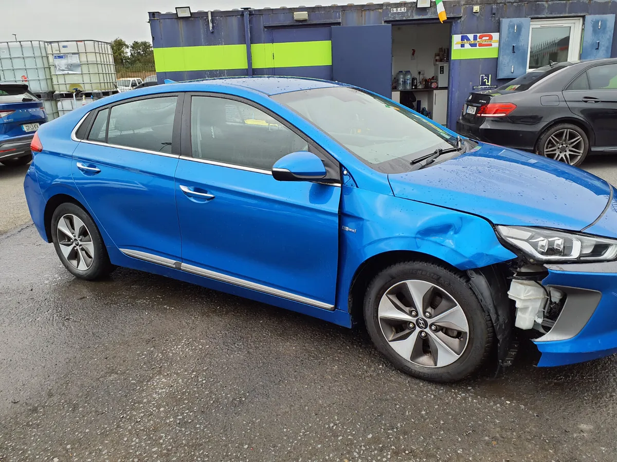 2017 HYUNDAI IONIQ - Image 4