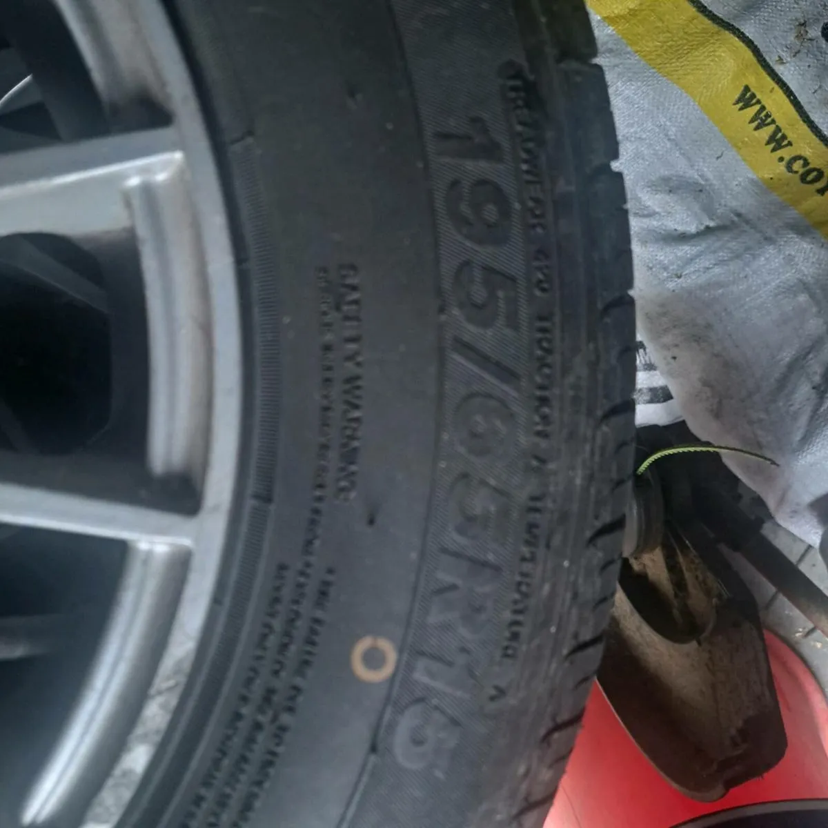 15" Fox Alloy wheels with 4 brand new tyres 4x108 - Image 4