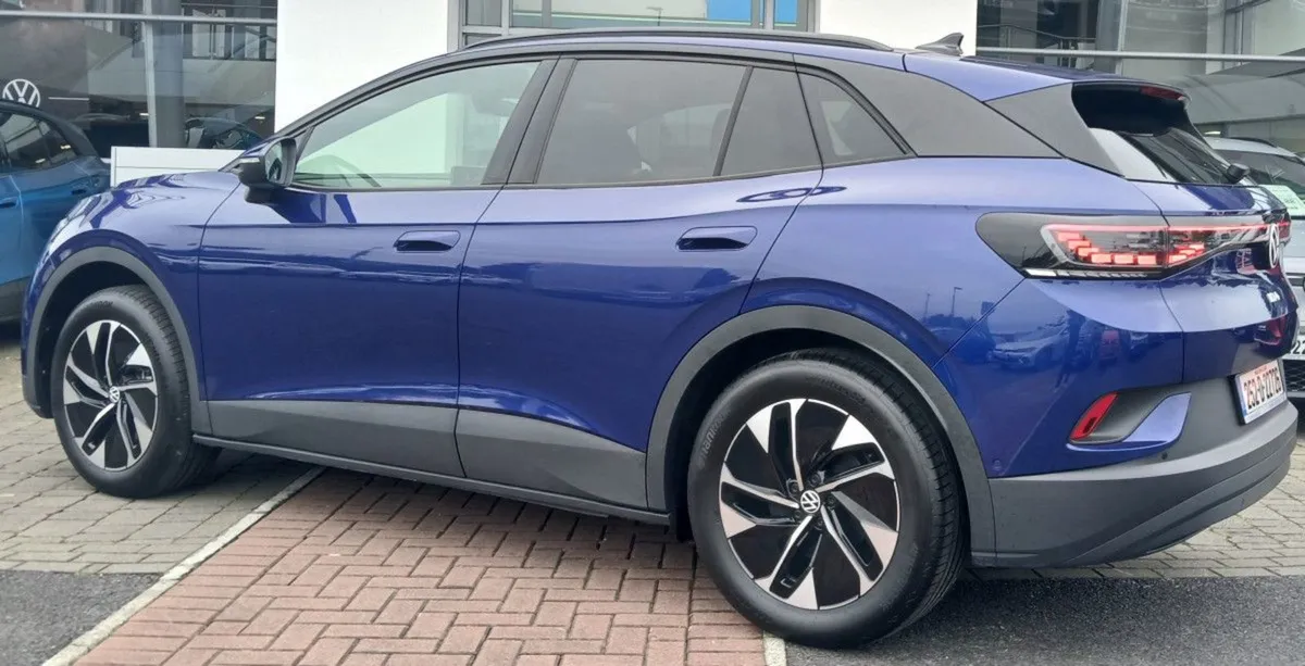 Volkswagen ID.4 PRO Plus 77kwh 286HP  fully Elect - Image 4