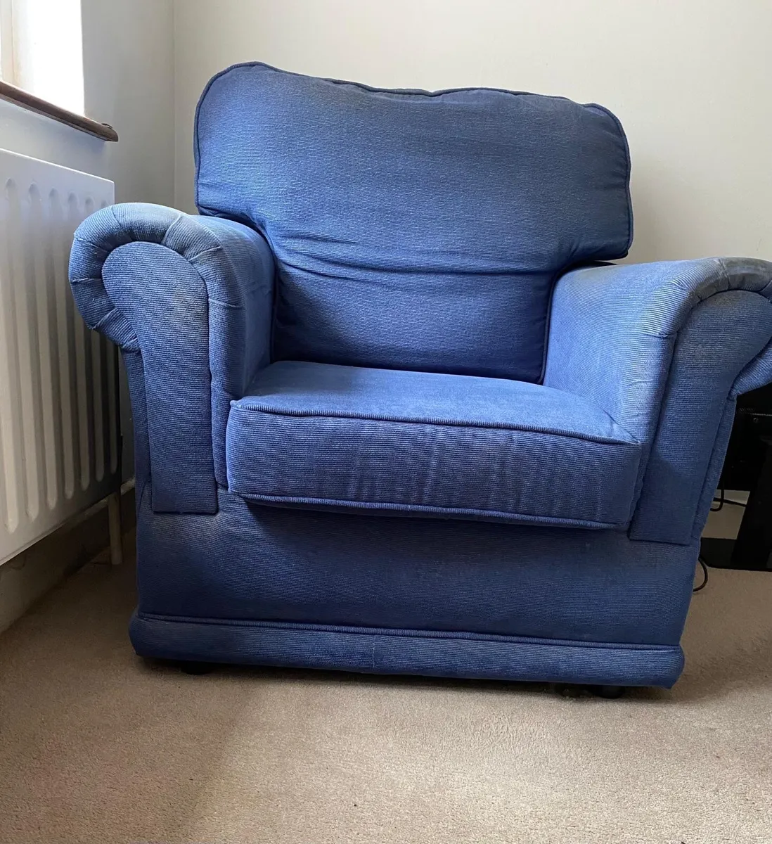 Blue 3-Piece Suite – €50 – Carrigaline - Image 2