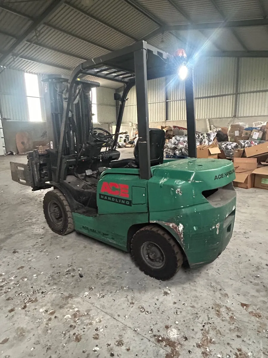Forklift TEU - Image 2