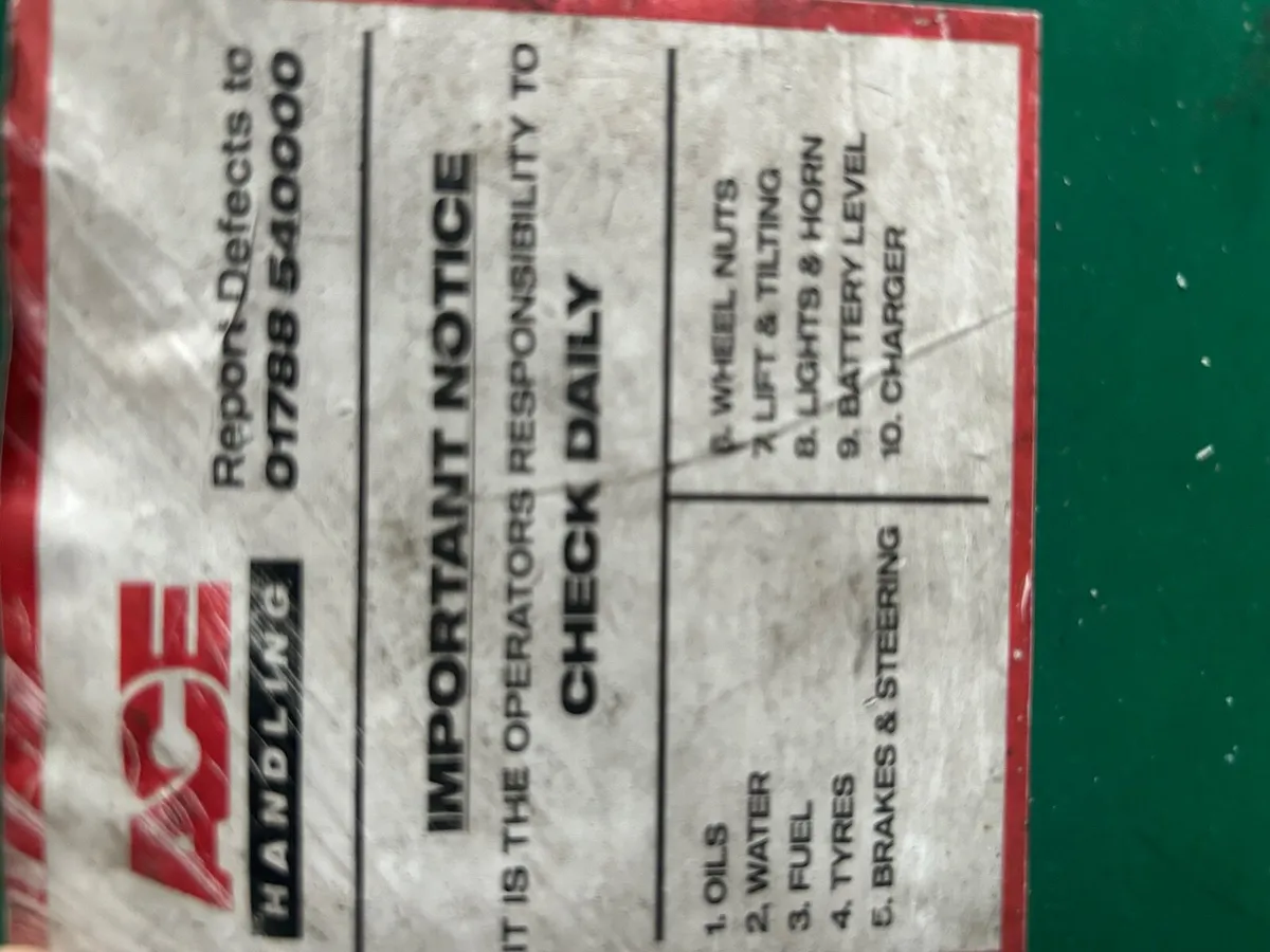 Forklift TEU - Image 4