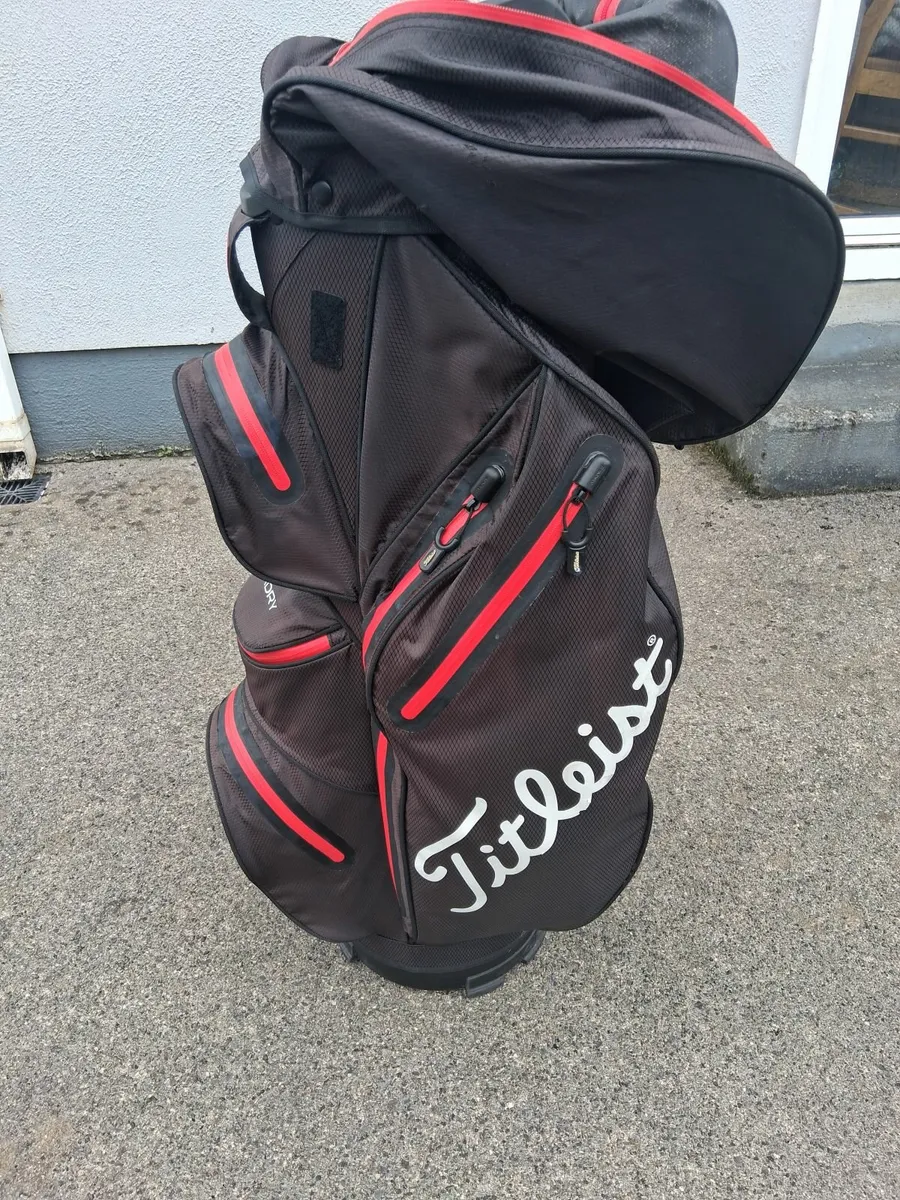 Titleist stadry golf bag - Image 1