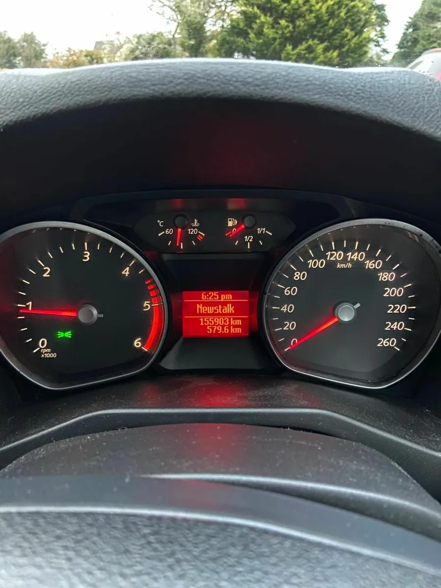 Ford Mondeo 2011 - Image 2
