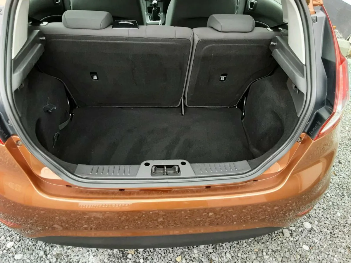 Ford fiesta 2014  1.3 petrol - Image 3