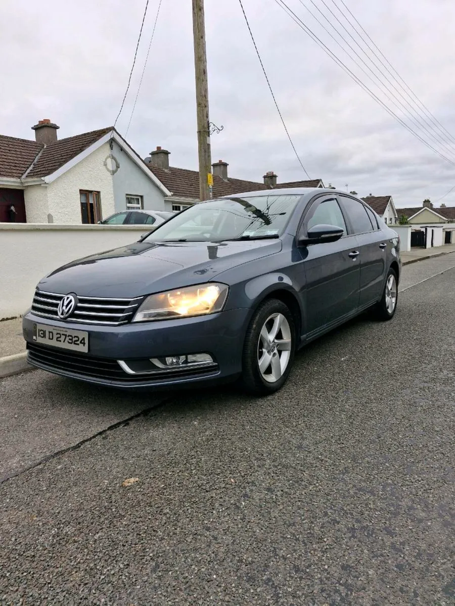 2013 VW PASSAT - Image 1