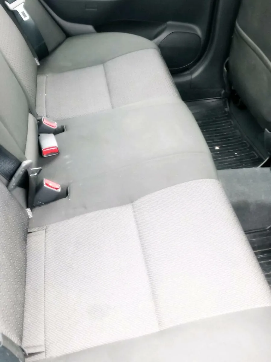 Car - Image 4