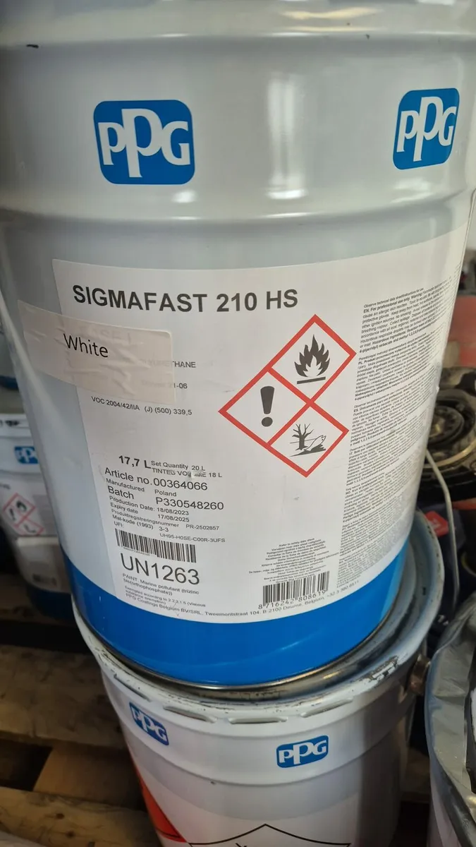Epoxy paint