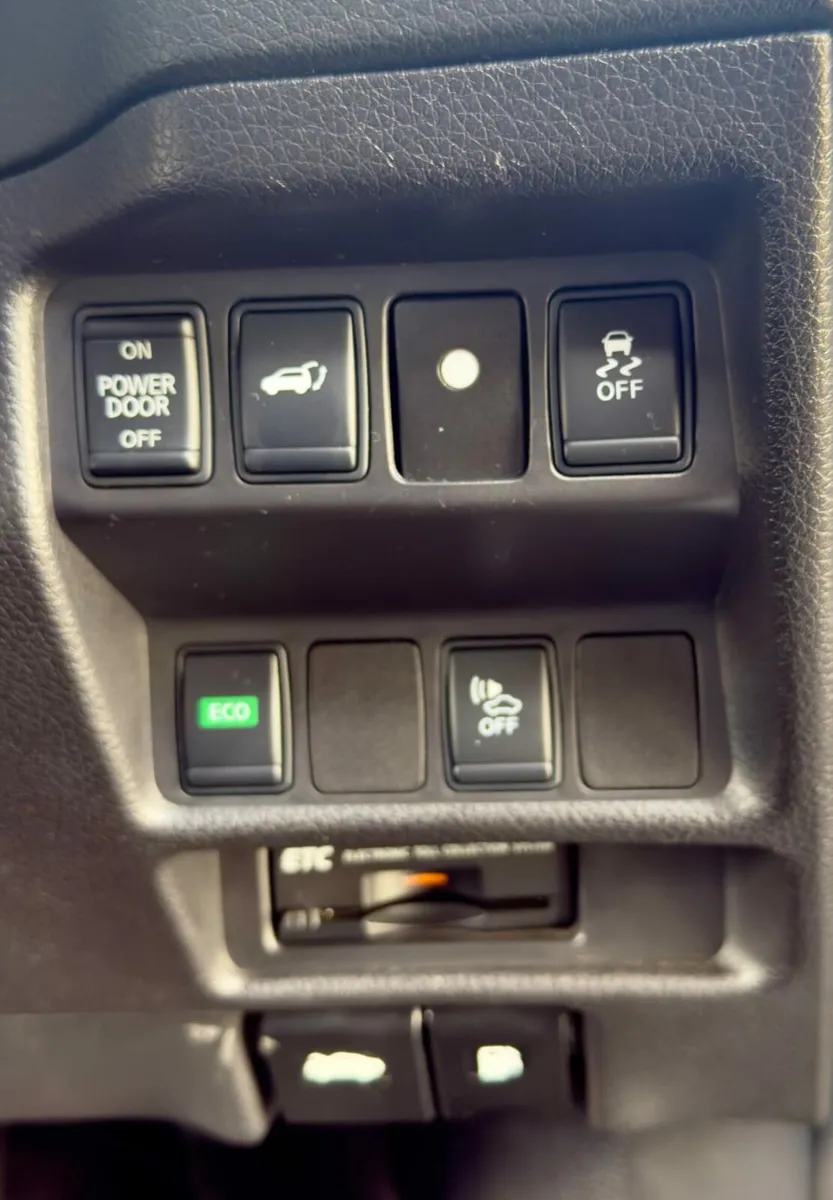 2018 Nissan X-Trail Hybrid  4WD 360° Camera - Image 4