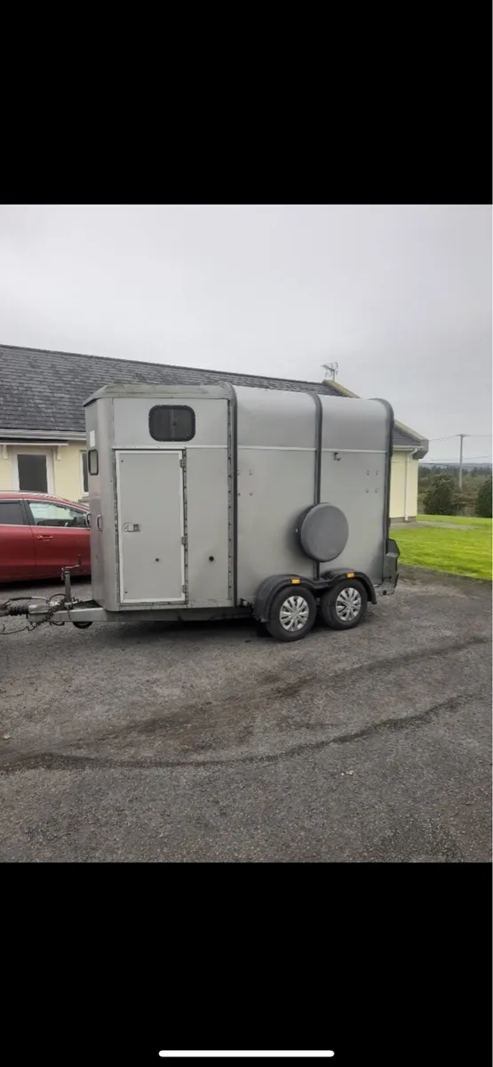 Ivor Williams 505 deluxe horse box - Image 4