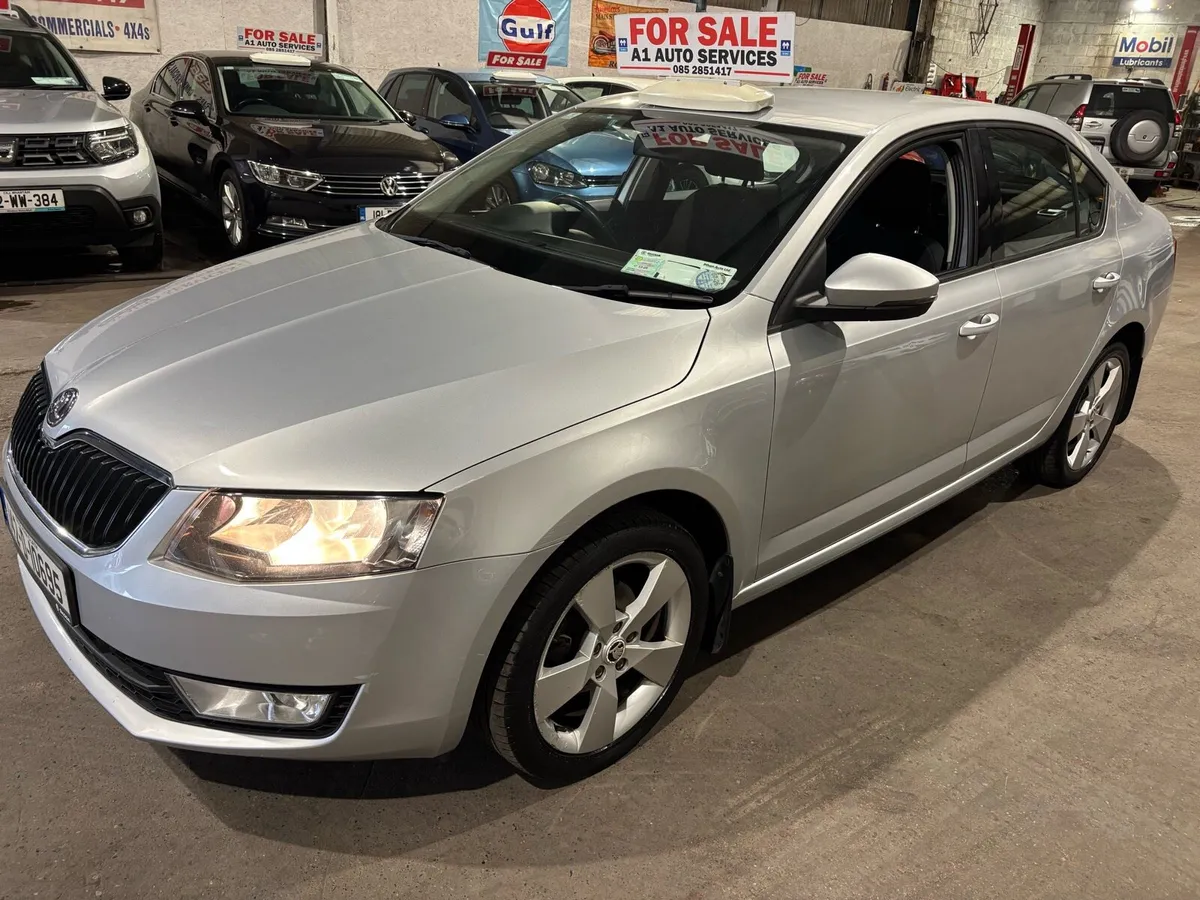 Skoda Octavia 1.2 petrol - Image 2