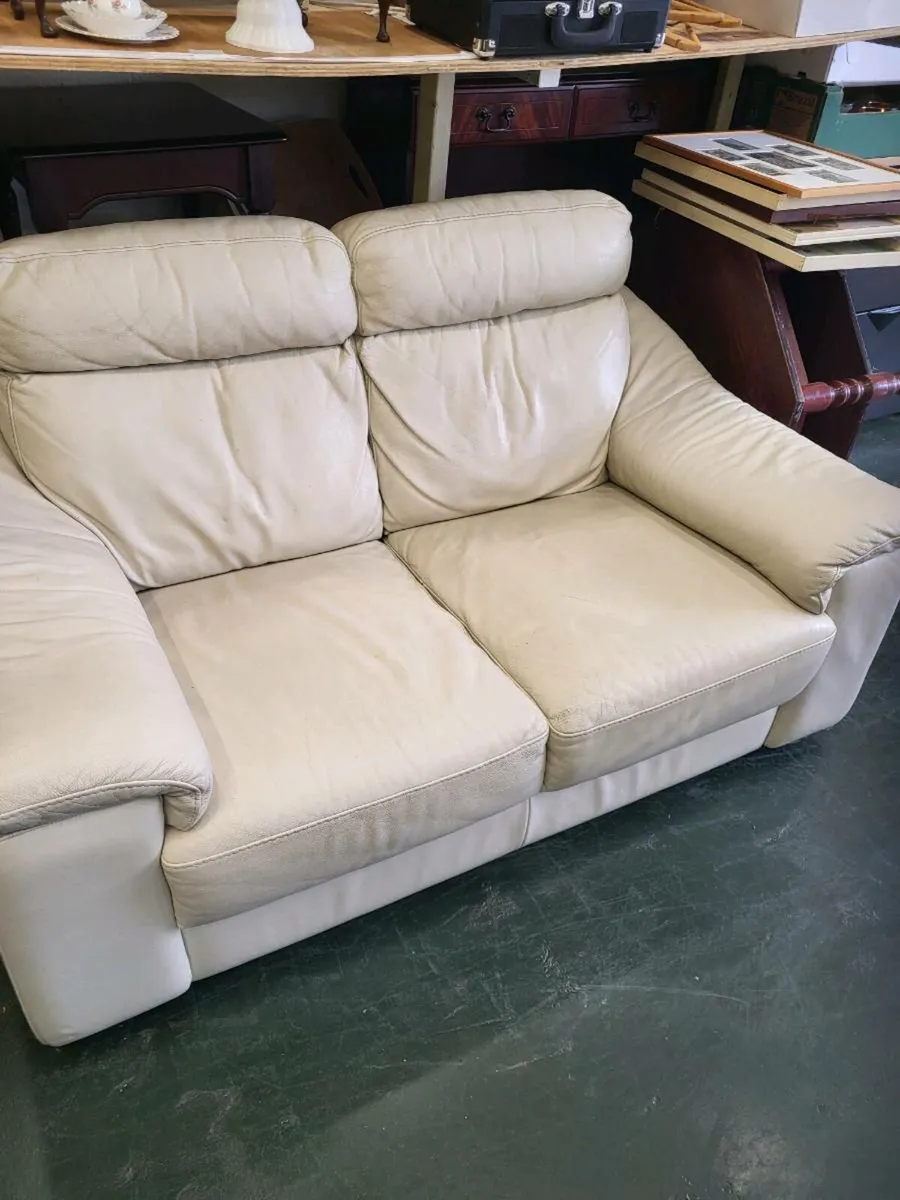 2 seater cream leather couch - Image 1