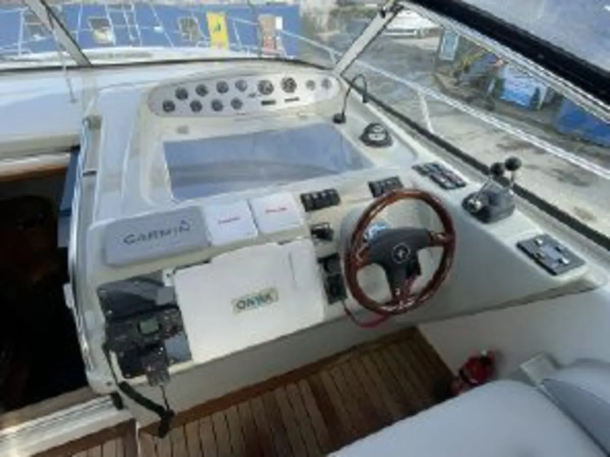 Sealine S37 - Image 3